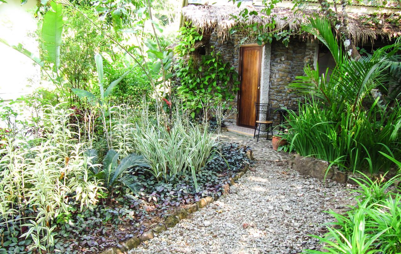 Rock Inn Bailan Koh Chang Exterior photo